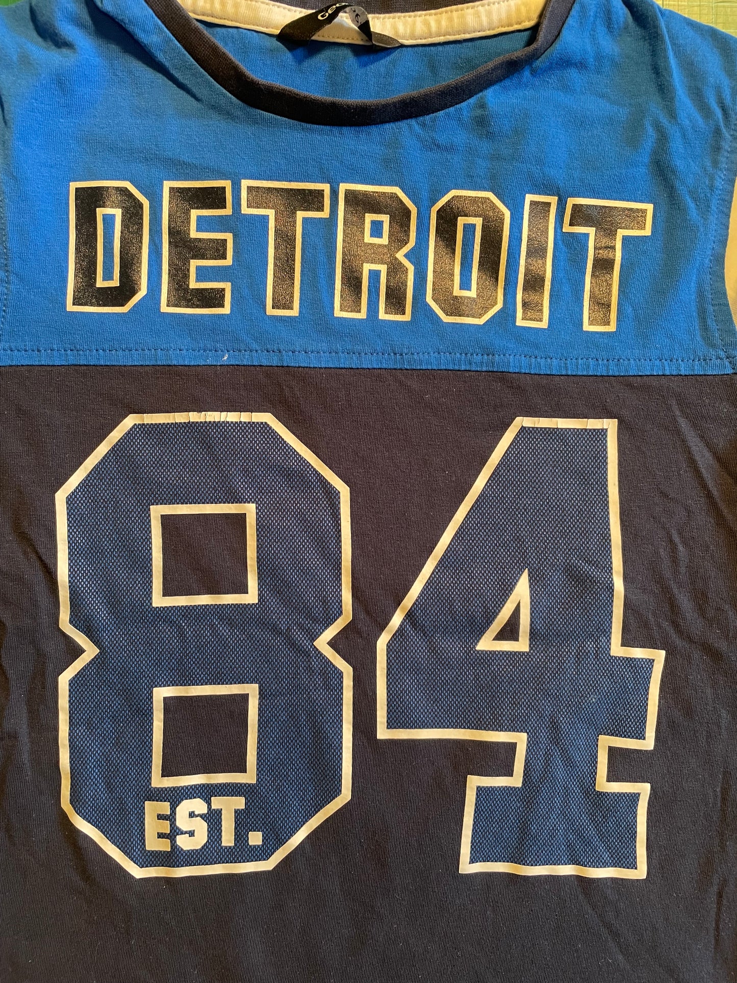 Detroit Tigers Top (very good) Childs age 7 to 8 years. Height 16 inches