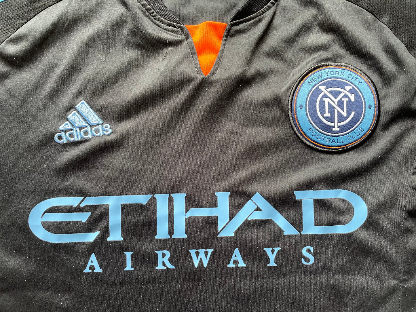 New York City Away Shirt 2015 -16 (very good) Adults Small. Height 24 inches