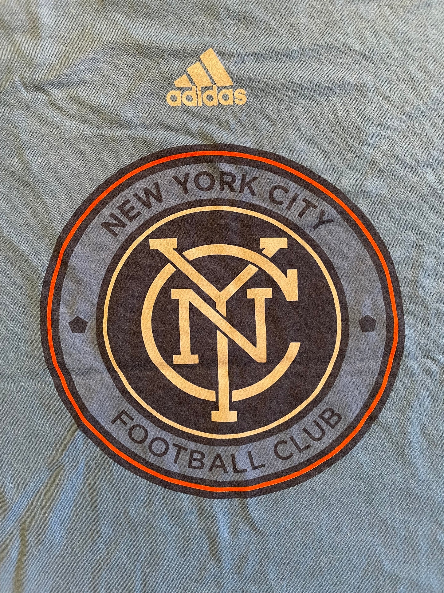 New York City T Shirt (good) Kids aged 10 to 12 years.