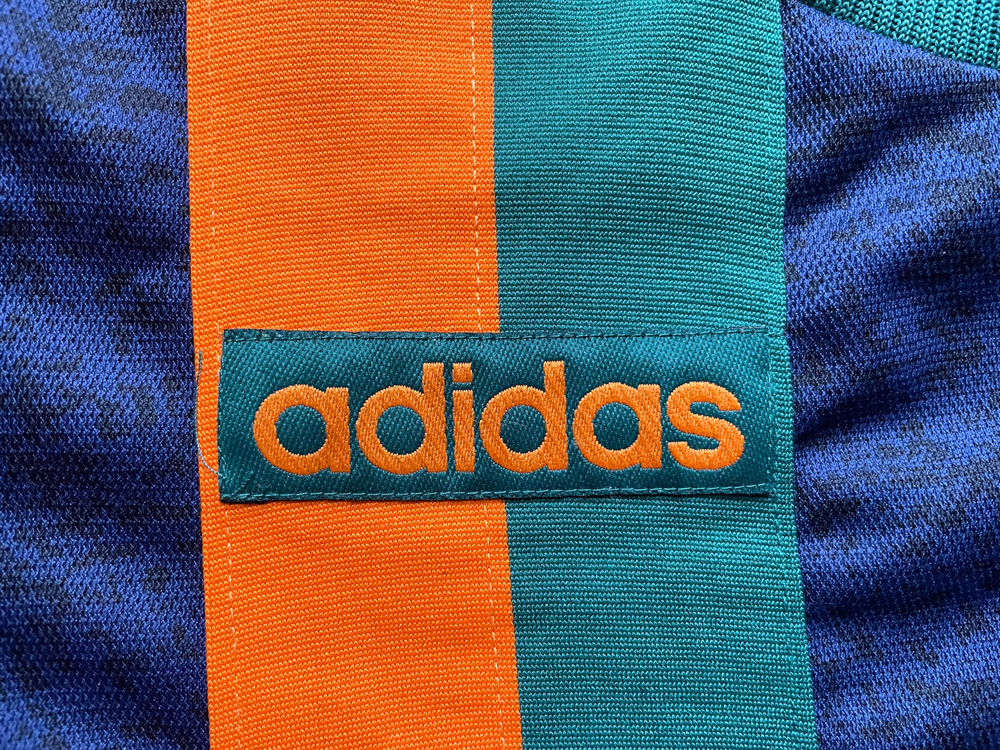 Newcastle Away Shirt 1997 -98 Adidas (very good) Adults XS / Youths 164