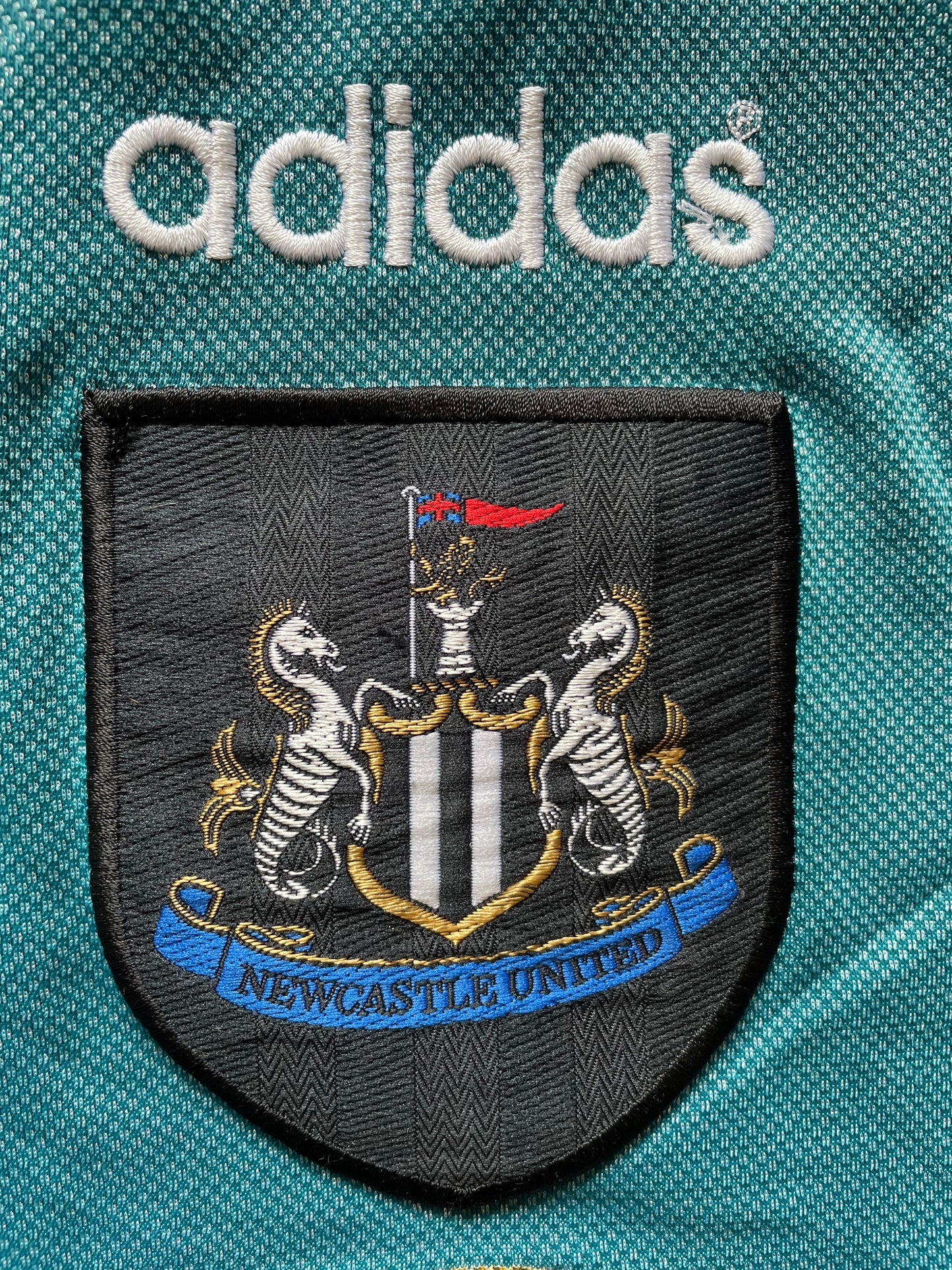 Newcastle Goalkeeper Shirt 1996 -97 Adidas (good) Adults Small