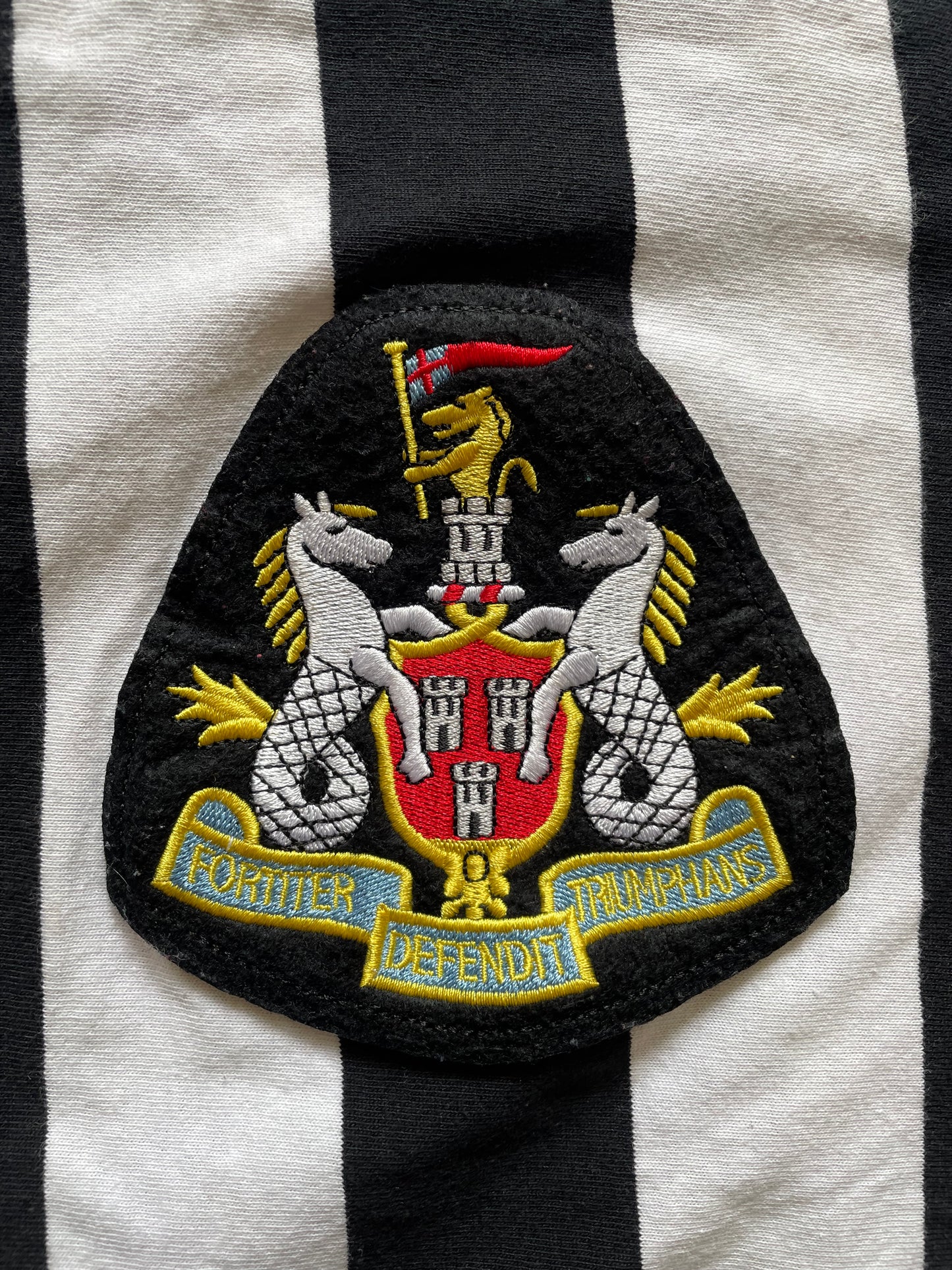 Newcastle Home Shirt 1970 -73 Score Draw (very good) Adults Small