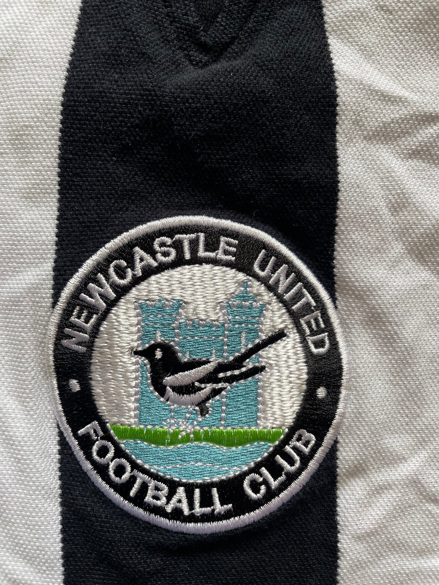 Newcastle Home Shirt 1976 -80 Score Draw (excellent) Adults Small