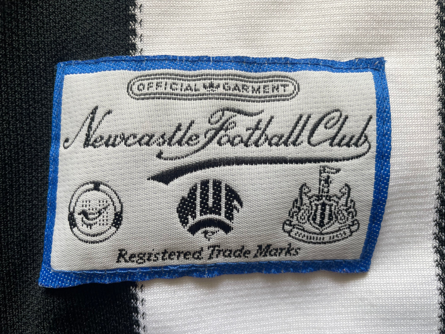 Newcastle Home Shirt 1995 -97 Adidas (excellent) Size on tag SS , adults xs / youths