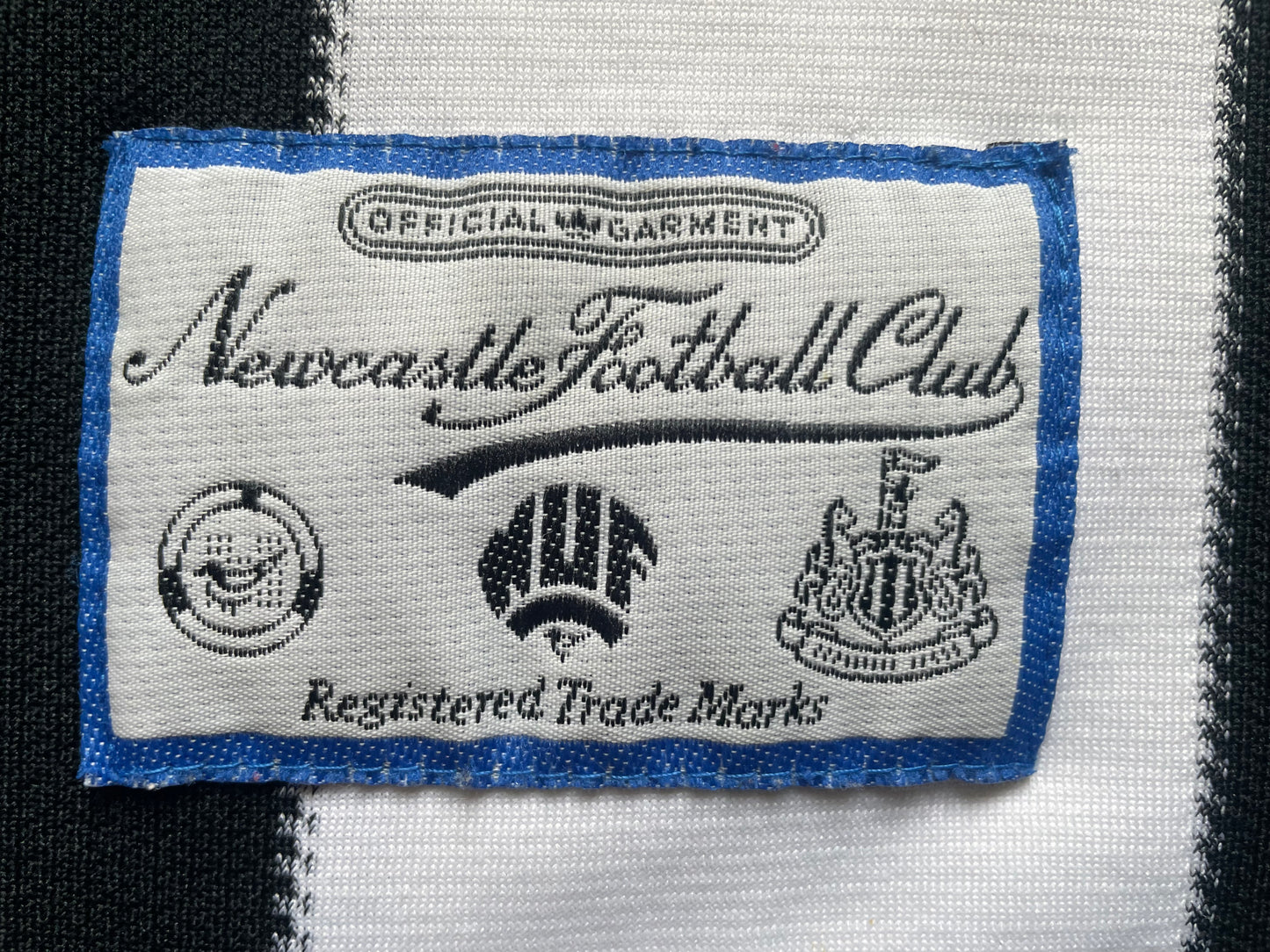 Newcastle Home Shirt 1995 -97 Adidas (good) Adults Small