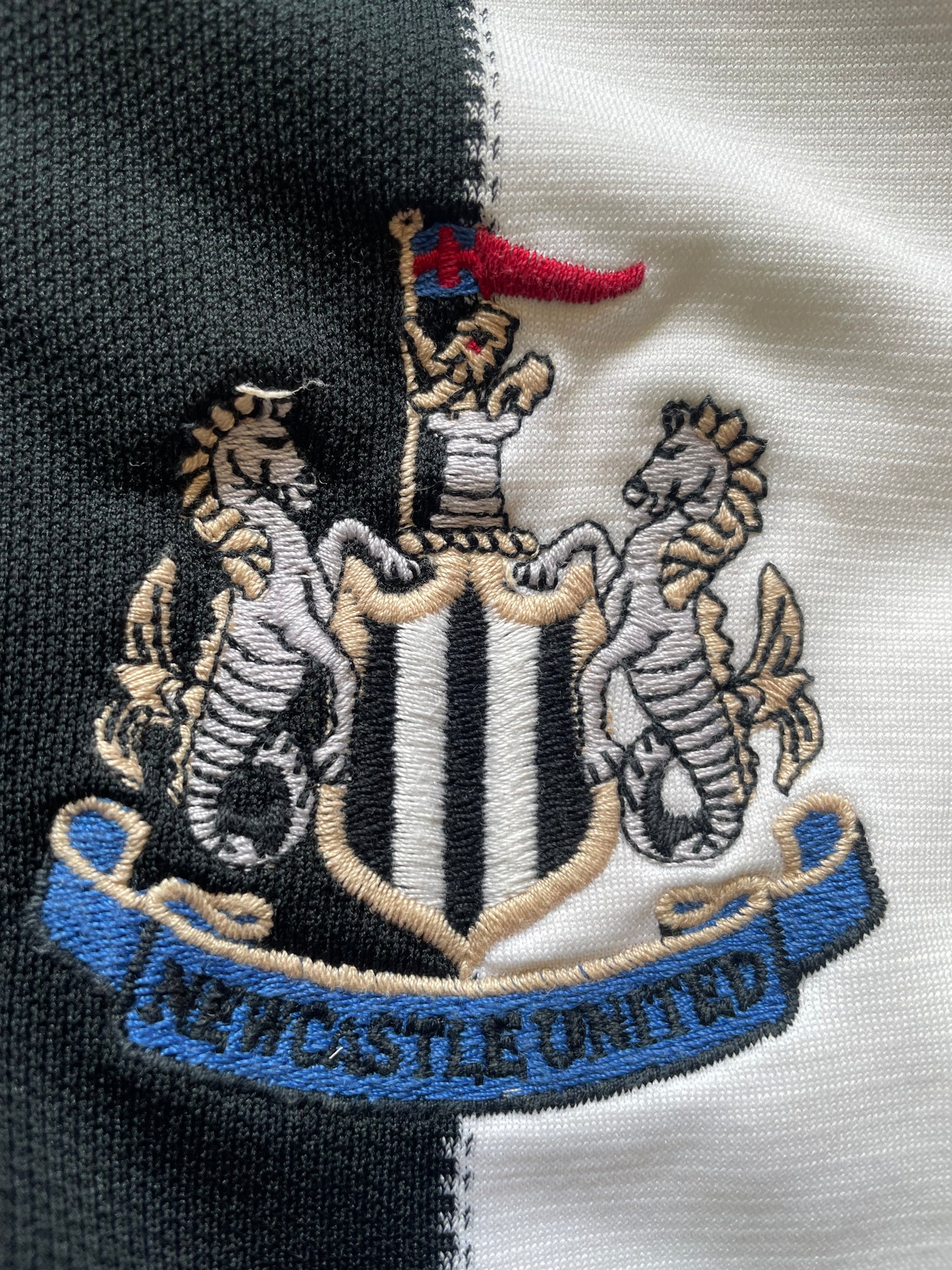 Newcastle Home Shirt 1995 -97 Original (good) Adults Large
