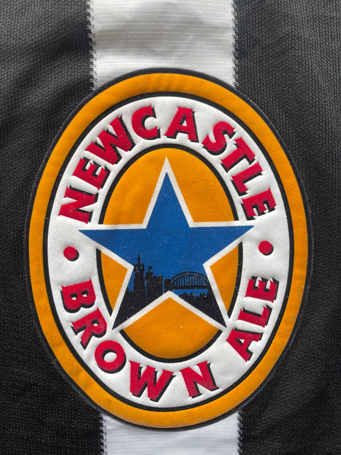 Newcastle Home Shirt 1995-97 Score Draw (very good) Adults Medium