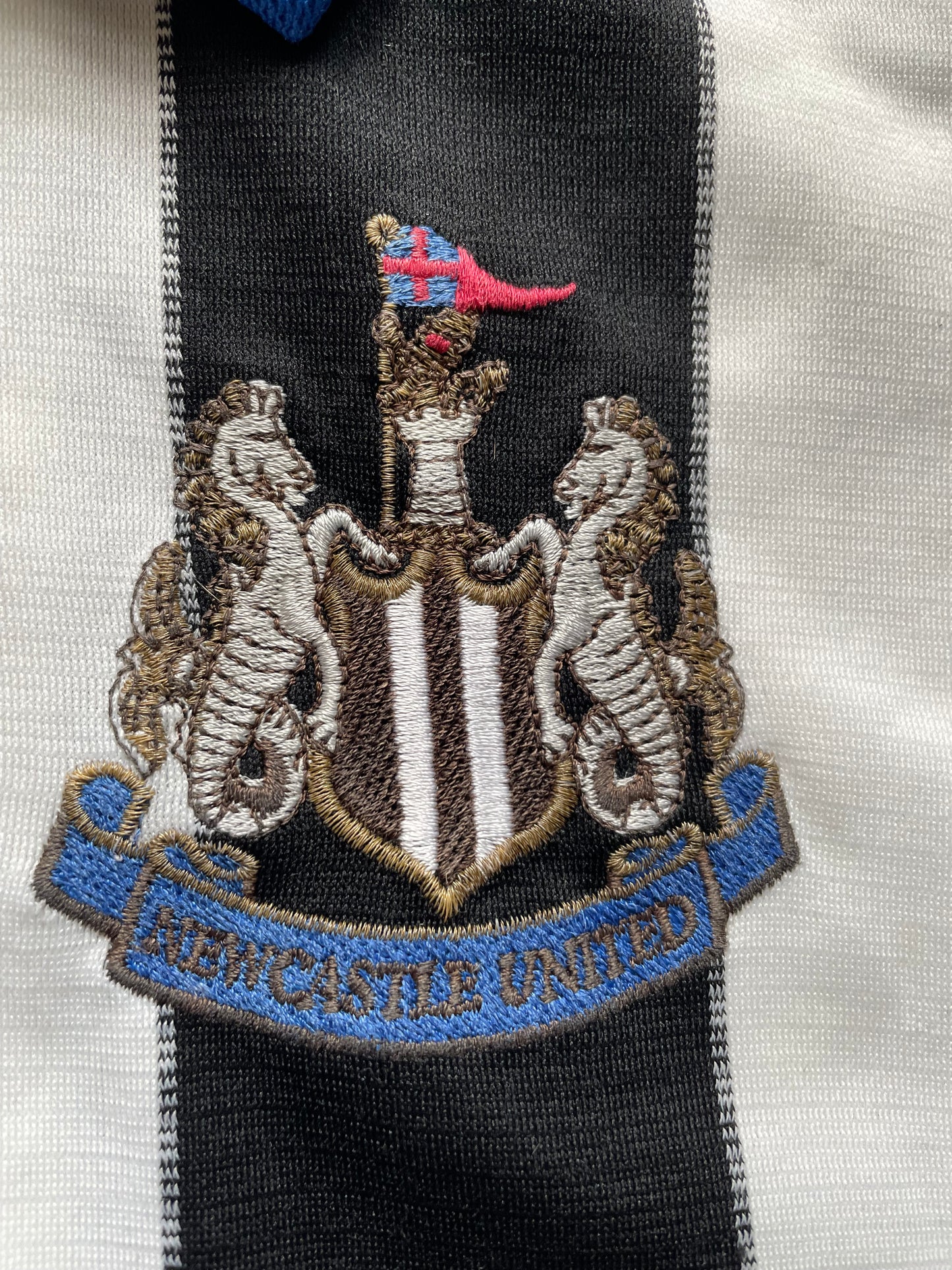 Newcastle Home Shirt 1999 SHEARER 9 signed (fair) Adults XXL