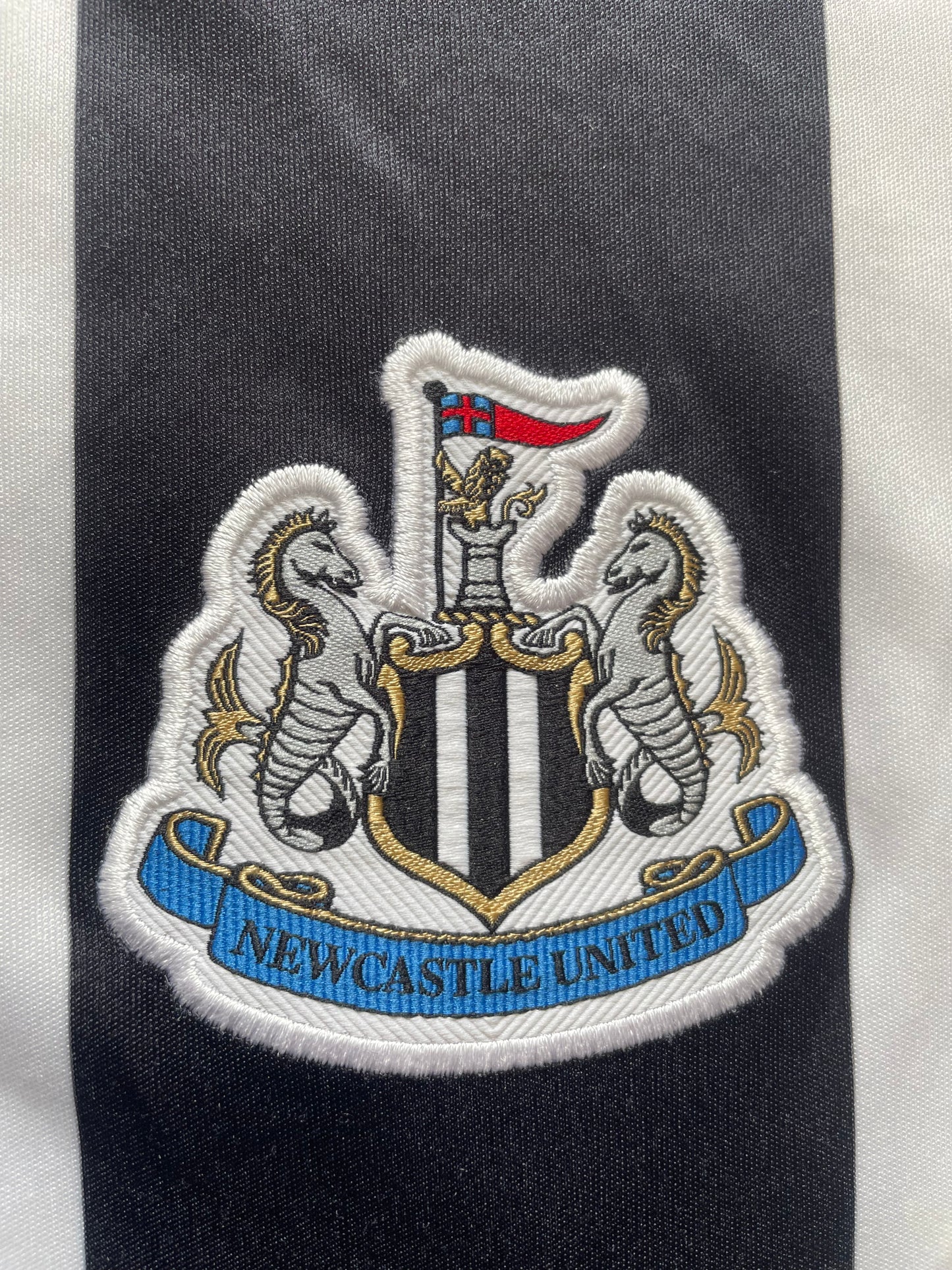 Newcastle Home Shirt 2016 -17 Puma (good) Adults XXXL