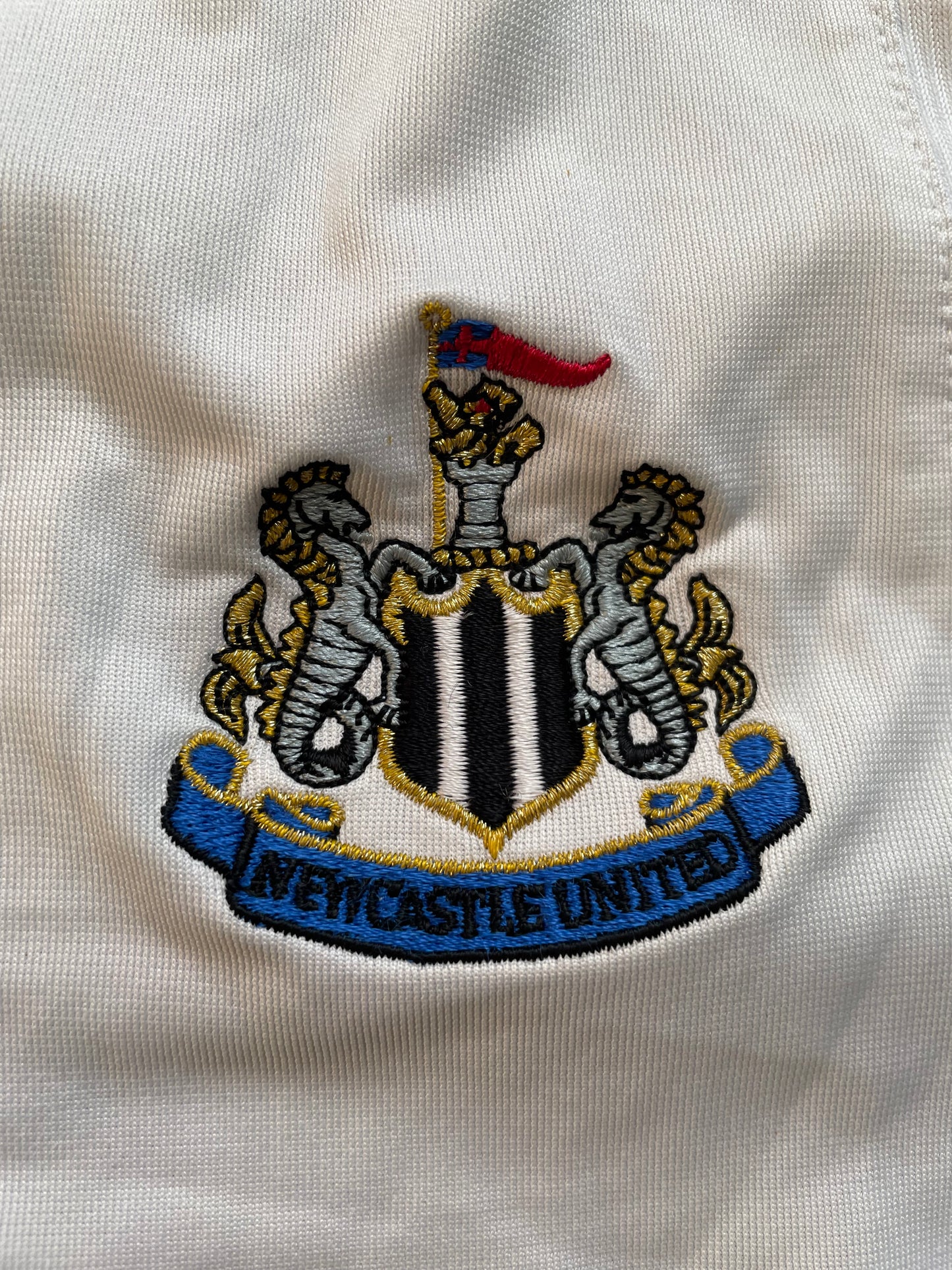 Newcastle Training Shirt 2004 -05 (fair) Adults XS / Youths see below