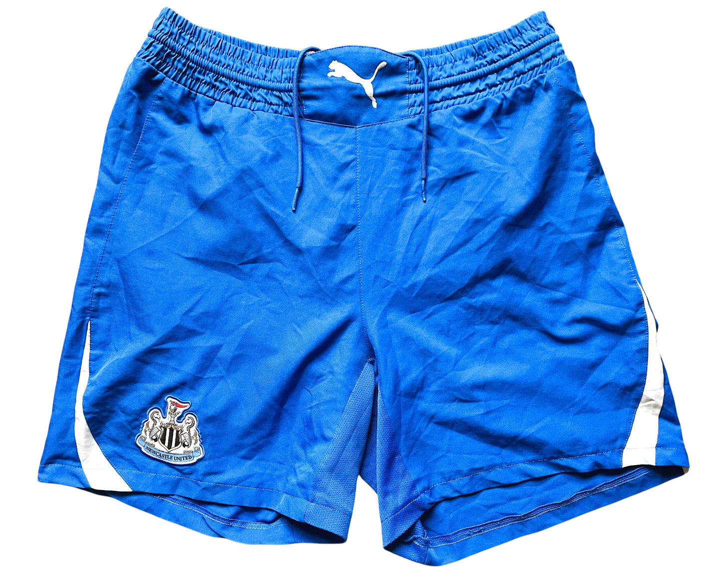 Newcastle Away Shorts 2010 -11 Puma (excellent) Adults Large