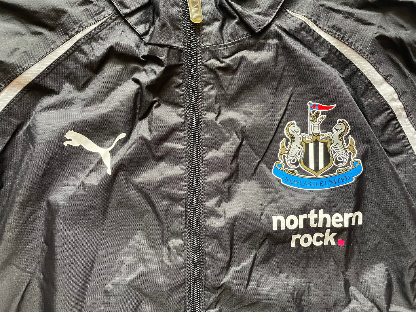 Newcastle Raincoat 2010 (excellent) Adults XS / Youths 30/32 152