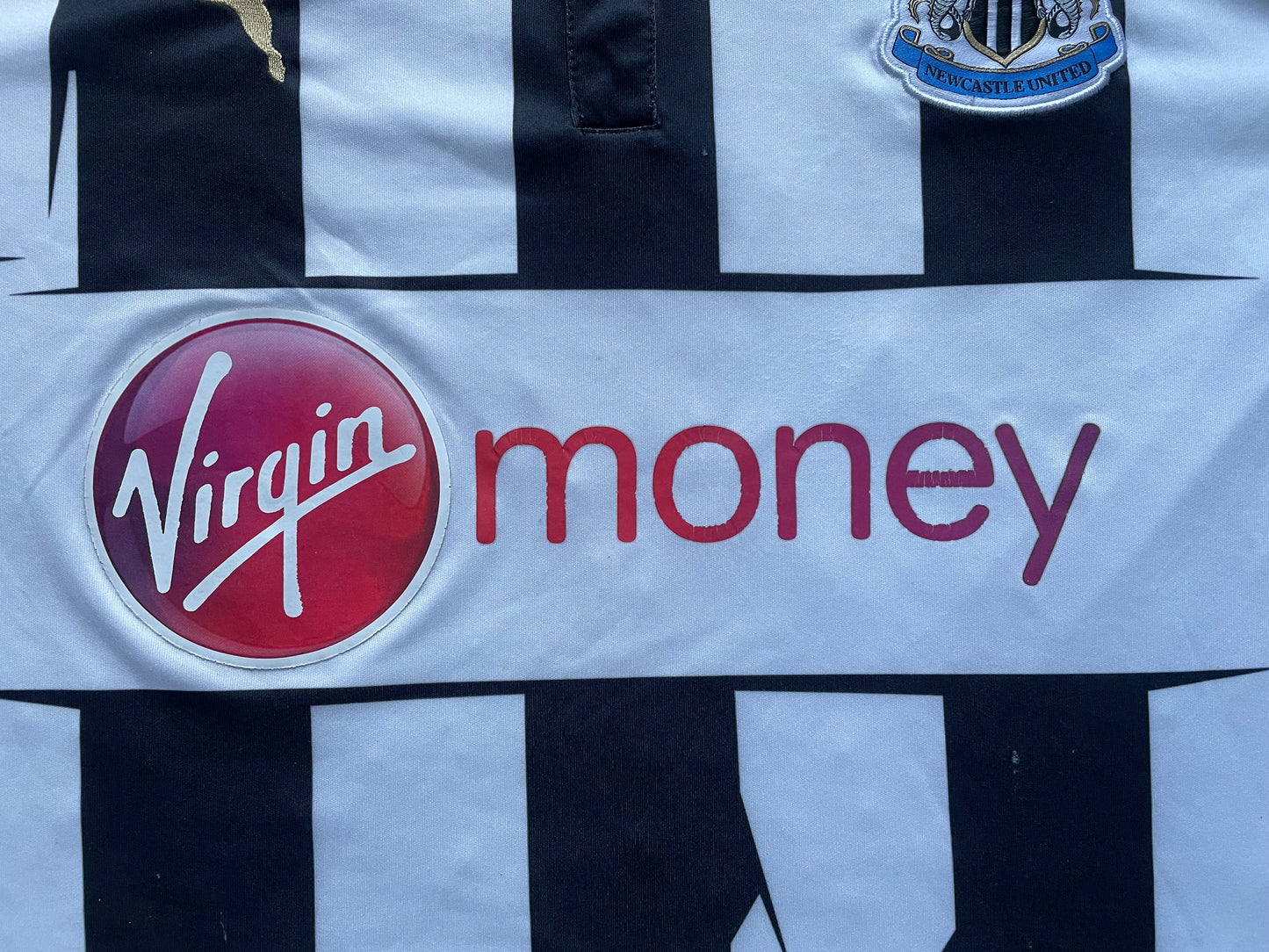 Newcastle 2012-13 Home Shirt DEBUCHY 26 (good) Adults XXL