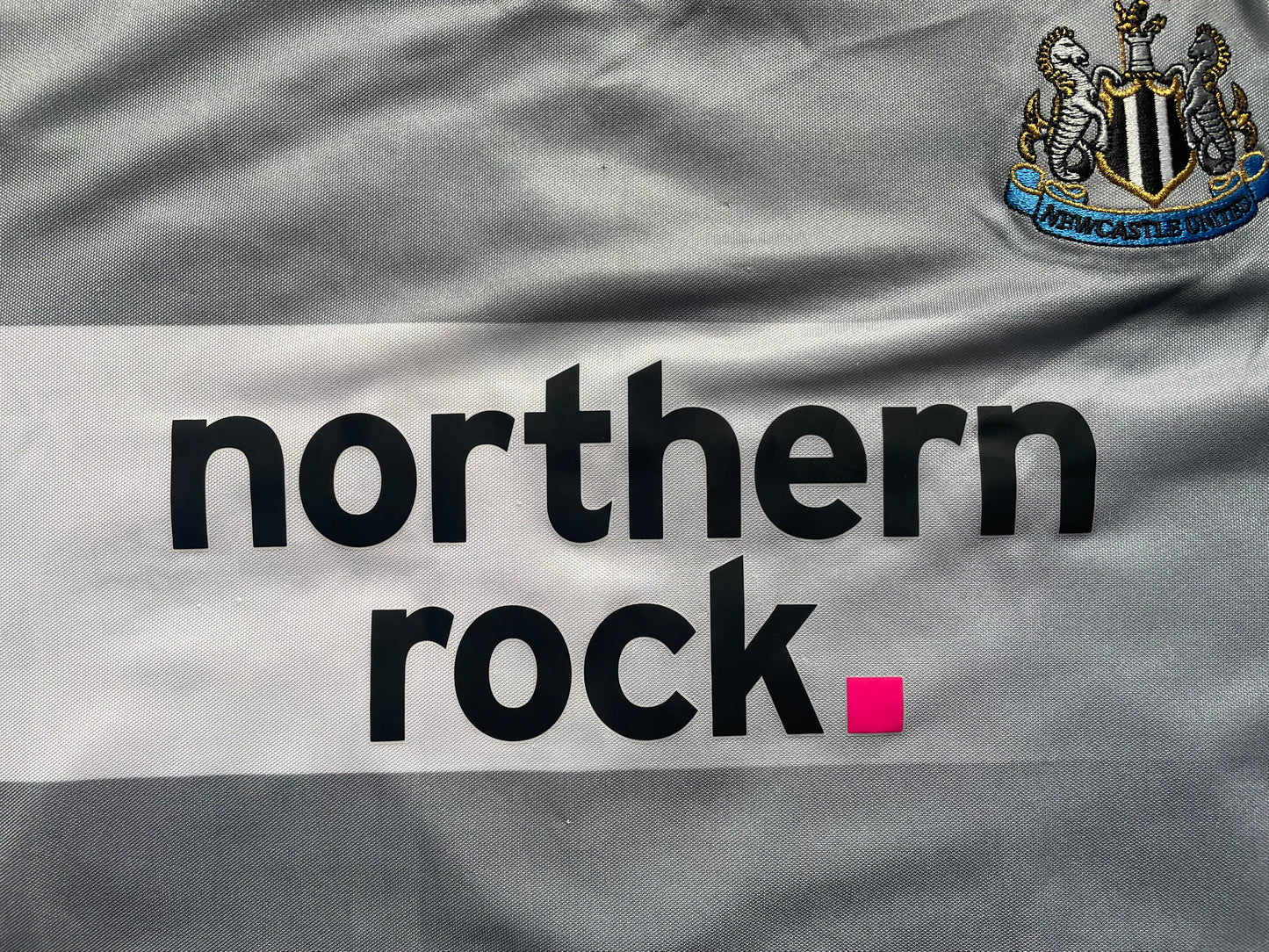 Newcastle 2008-09 Third Shirt (very good) size worn seems XXL see below