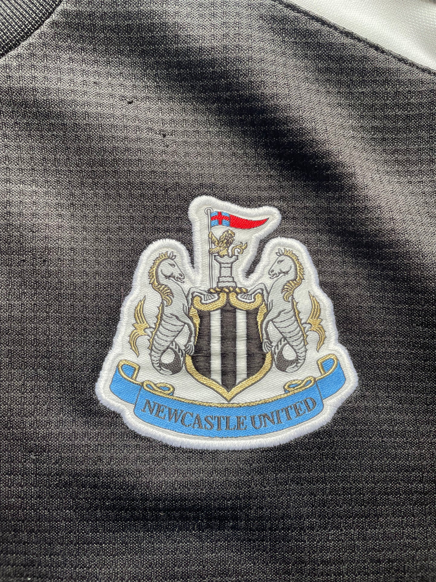 Newcastle 2012-13 Player Issue Training Top (good) Adults Large