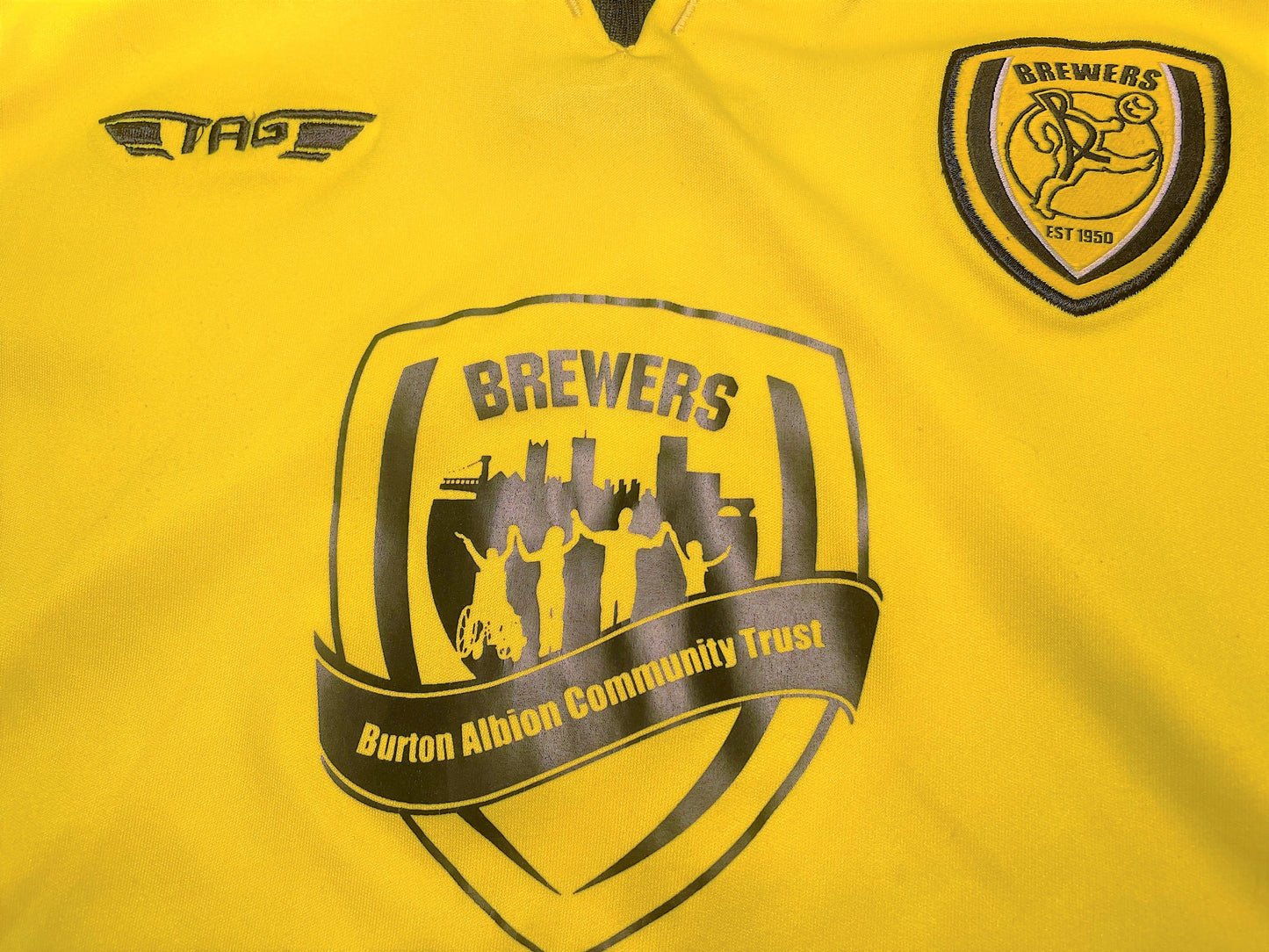 Burton Albion Home Shirt 2016 (excellent) AdultsXS/XL Junior. Height 22 inches