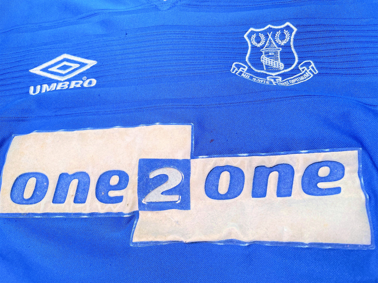 Everton Home Shirt 1999 (average) Childs 8 to 9 years, 134cm. Height 16 inches
