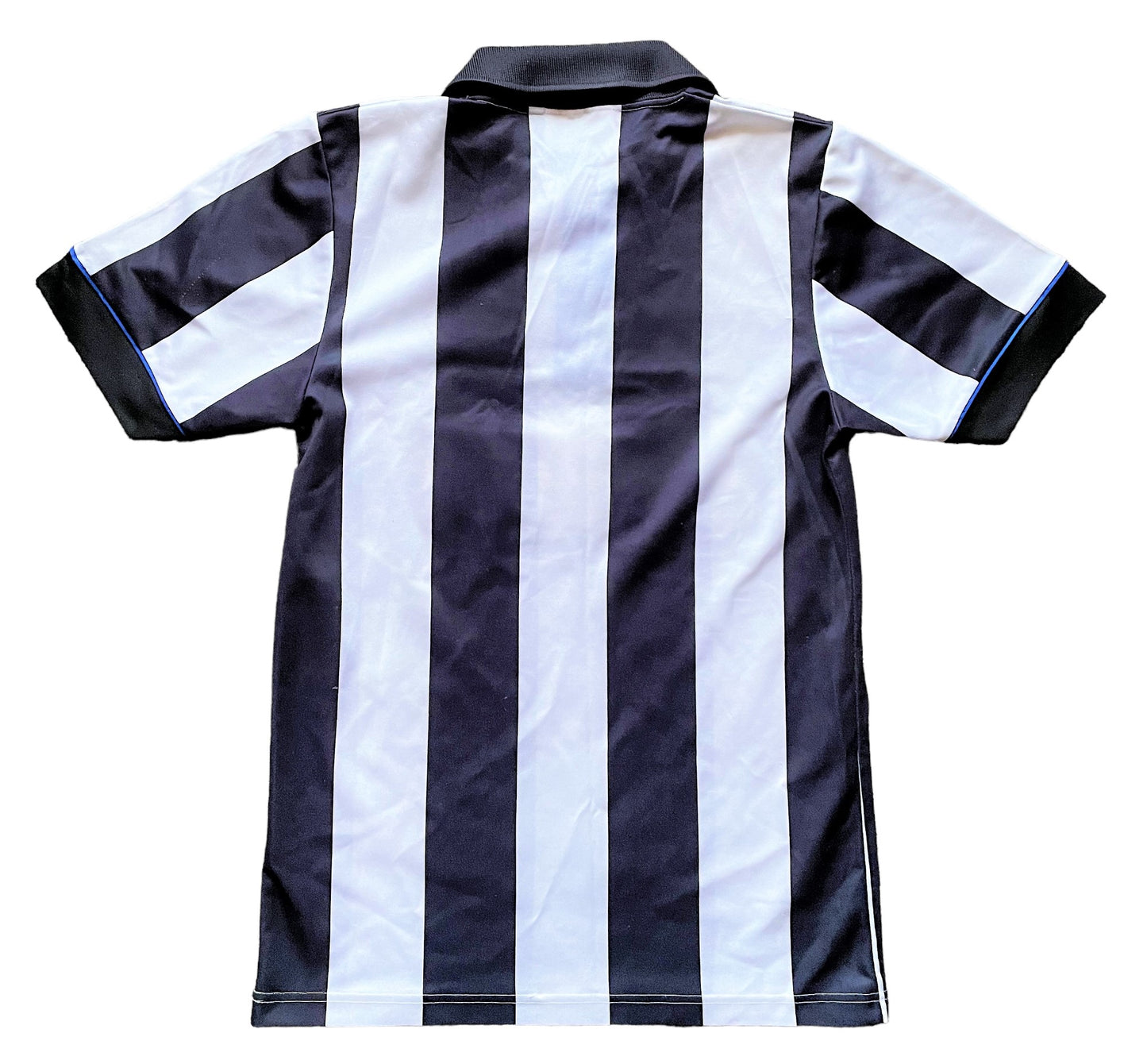 Newcastle Home Shirt 1993 (good) Adults XXS/Large Boys. Height 22 inches