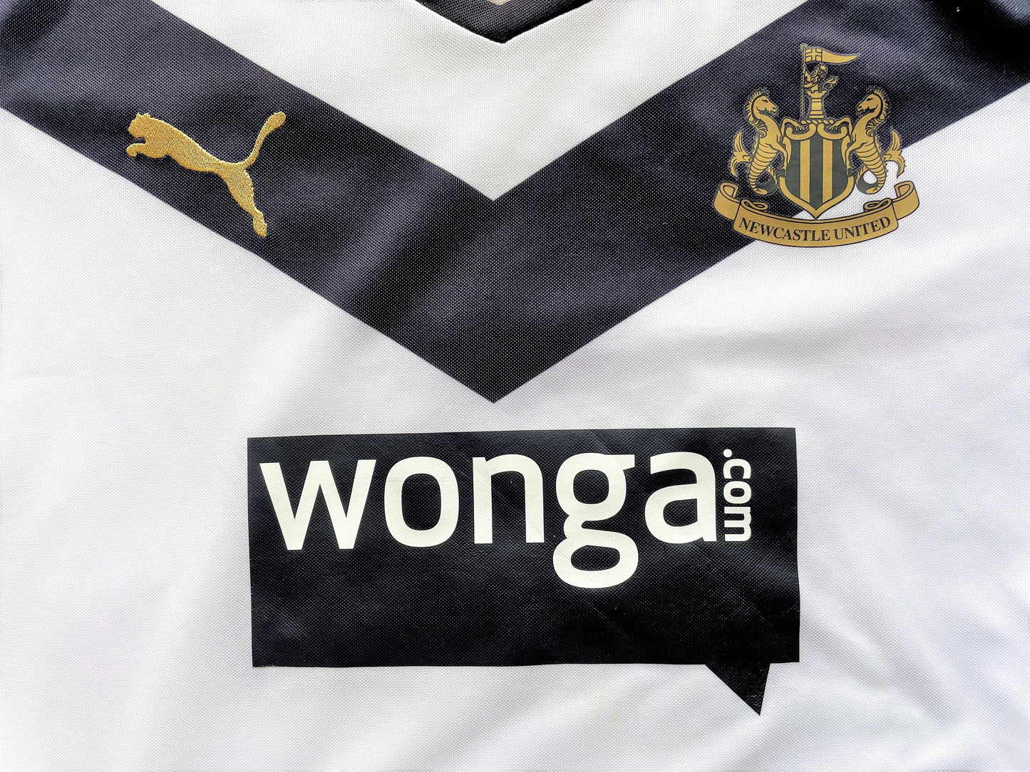 Newcastle Special Edition Shirt 2014/15 R.TAYLOR 4 (very good) Adults XS / youths 32/34
