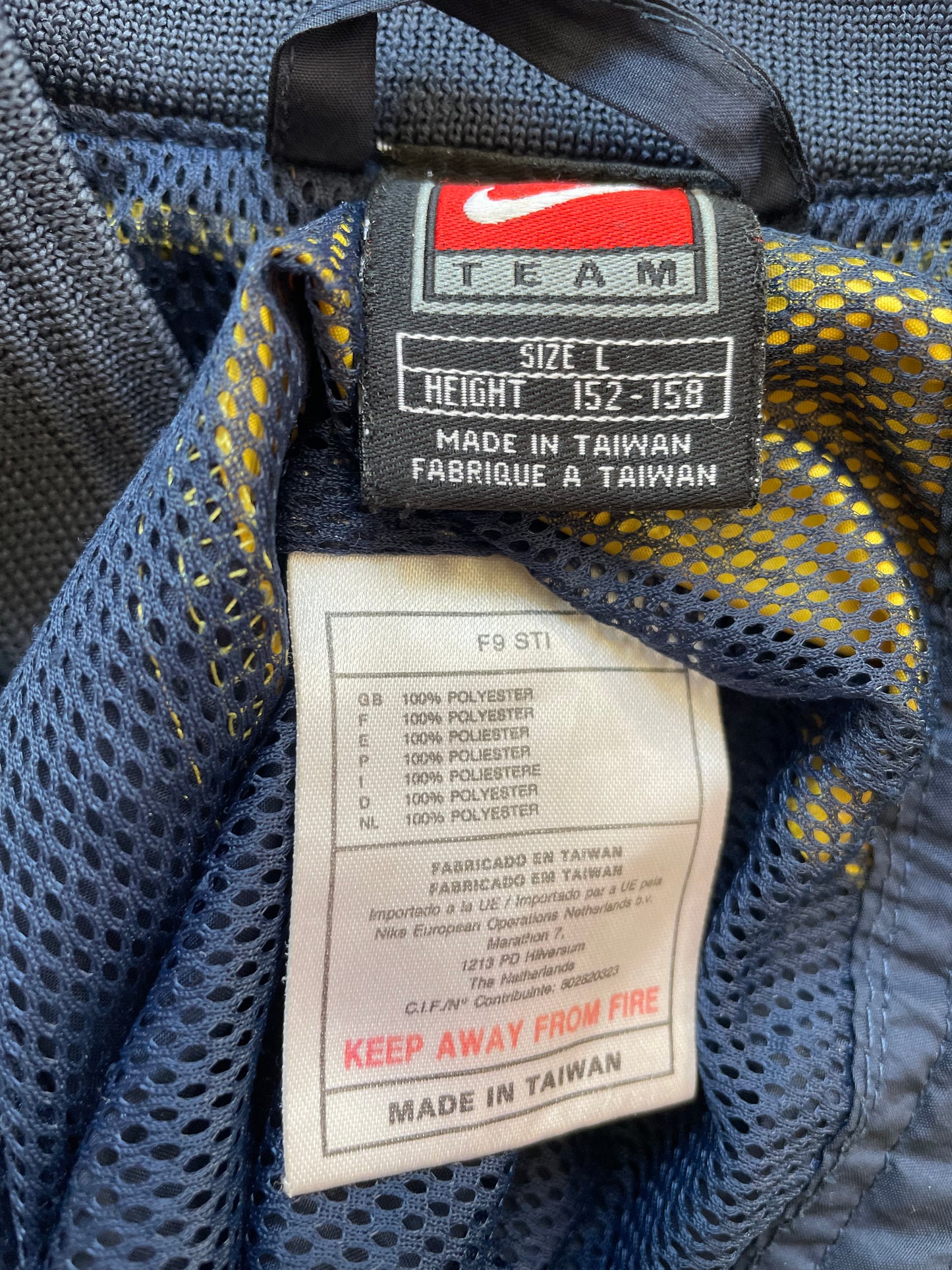 Arsenal Nike Training Jacket 1999 -01 (fair) Adults Small / Youths see below