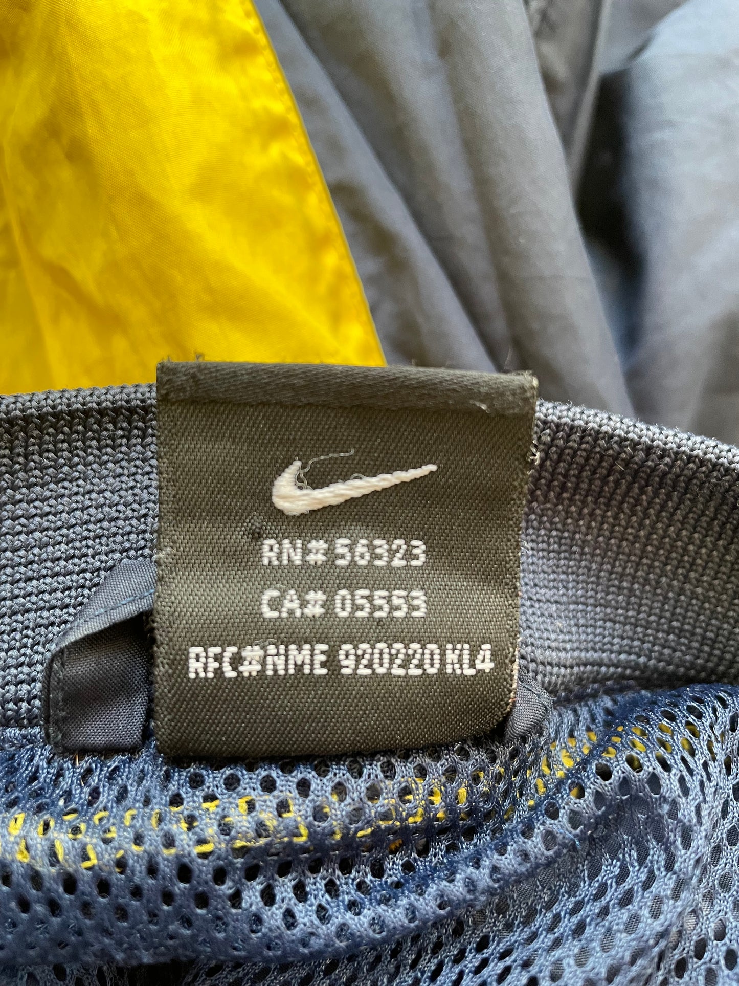 Arsenal Nike Training Jacket 1999 -01 (fair) Adults Small / Youths see below