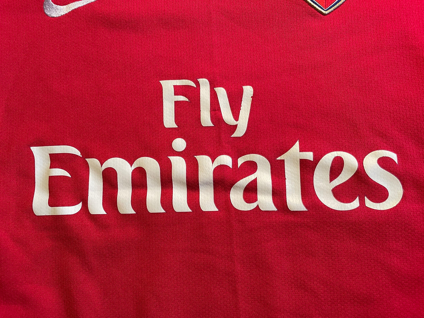 Arsenal 2006 Home Shirt (very good) Adults XS/Youths 12-13 years. Height 20 inches