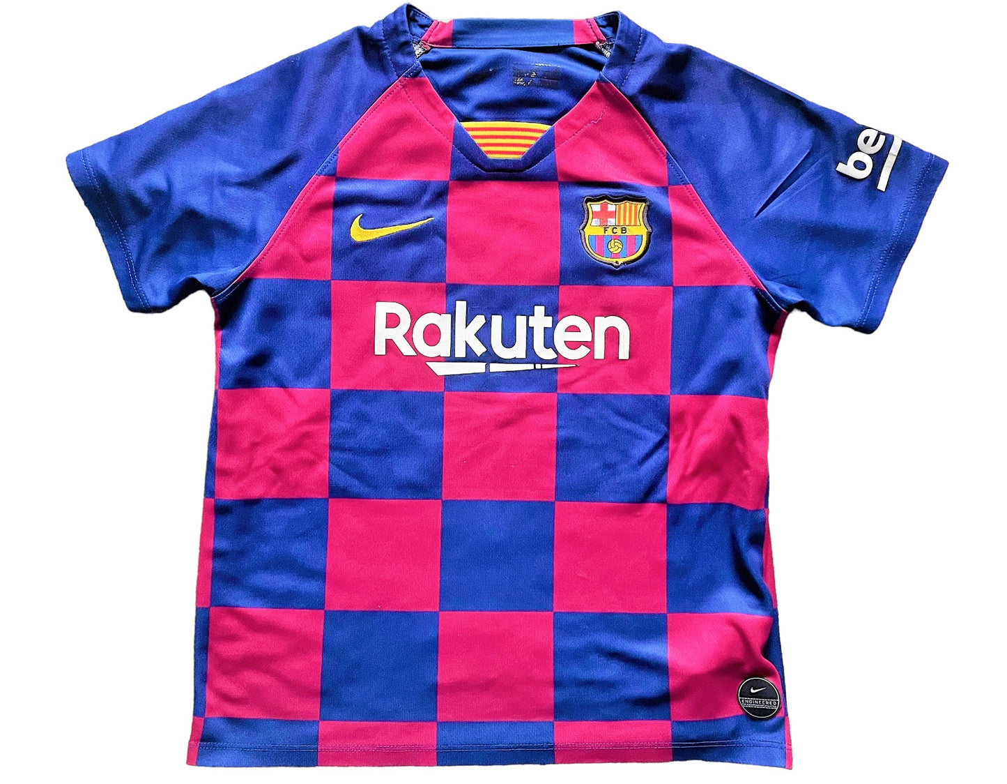 Barcelona 2019 Home Shirt (average) size worn Childs 4 to 5 year old?