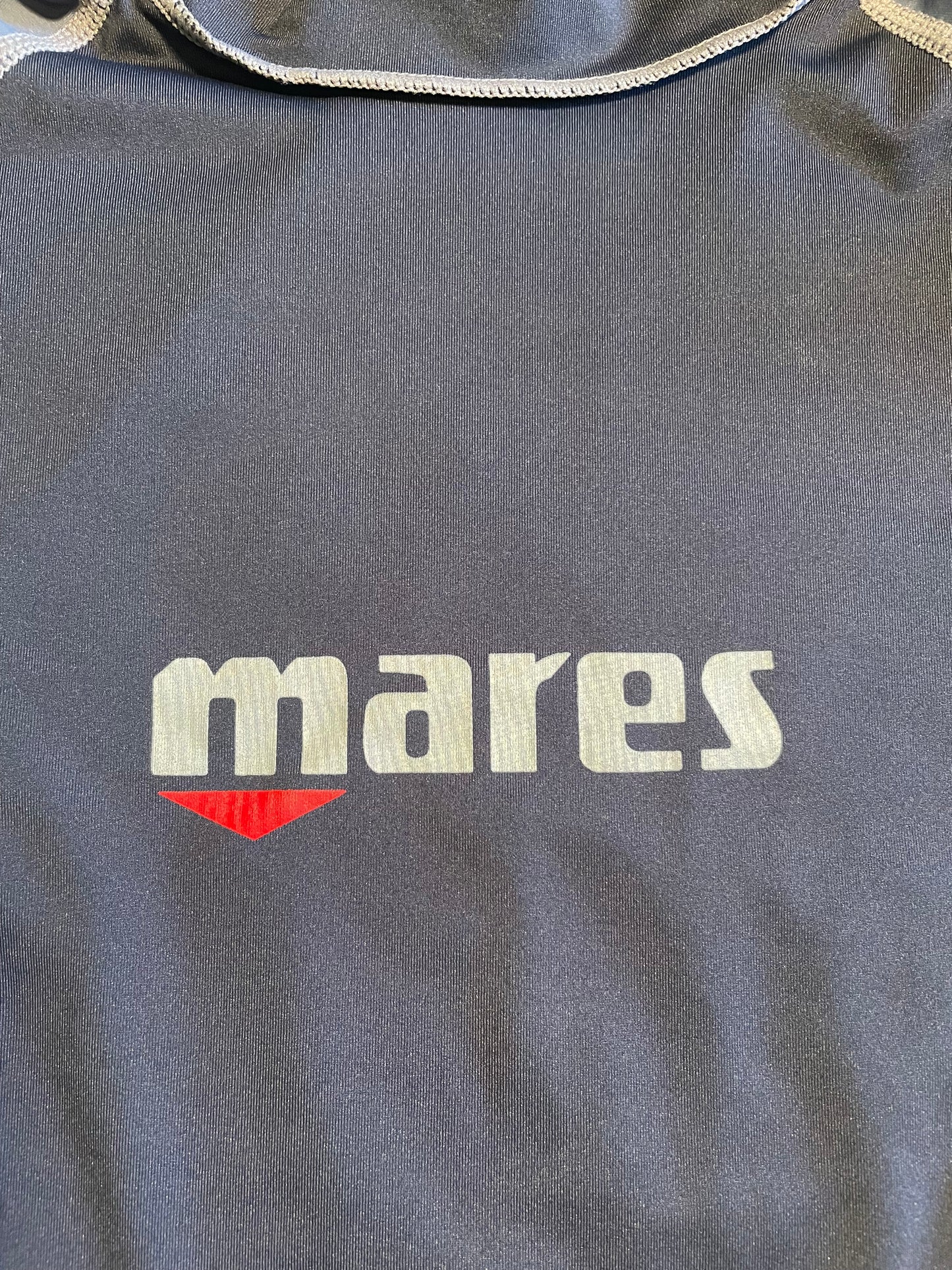 Mares Cycling Shirt (very good) Adults XSmall. Height 23 inches