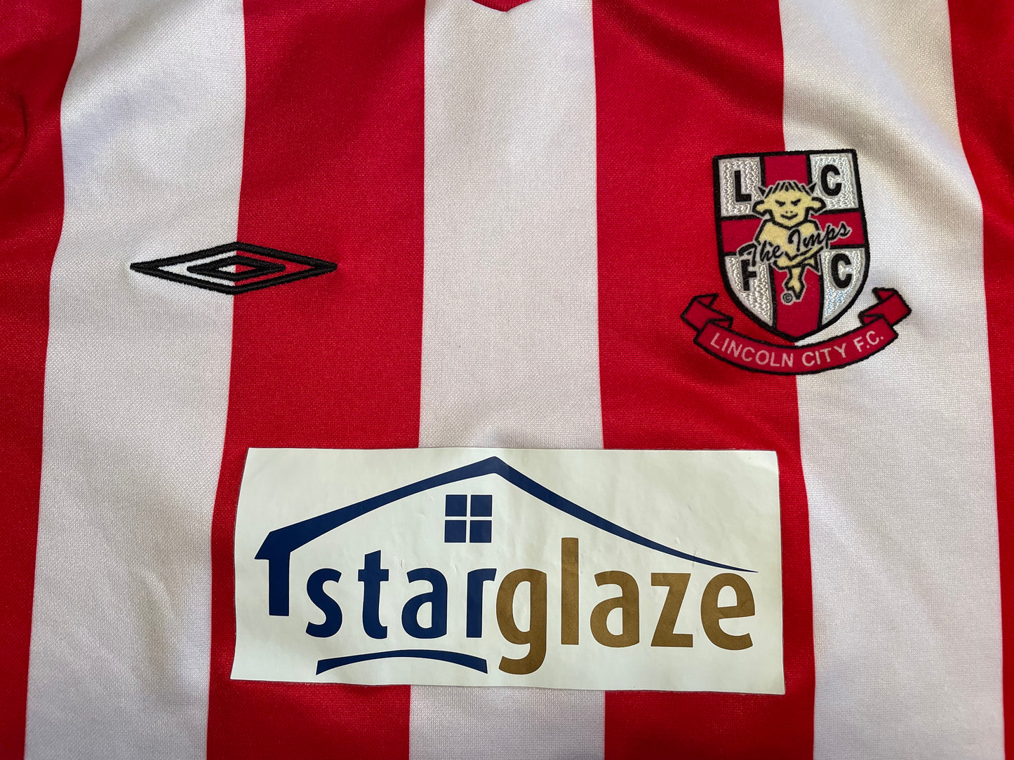 Lincoln City 2007 Home Shirt (very good) Adults XXS/Youths. Height 21 inches
