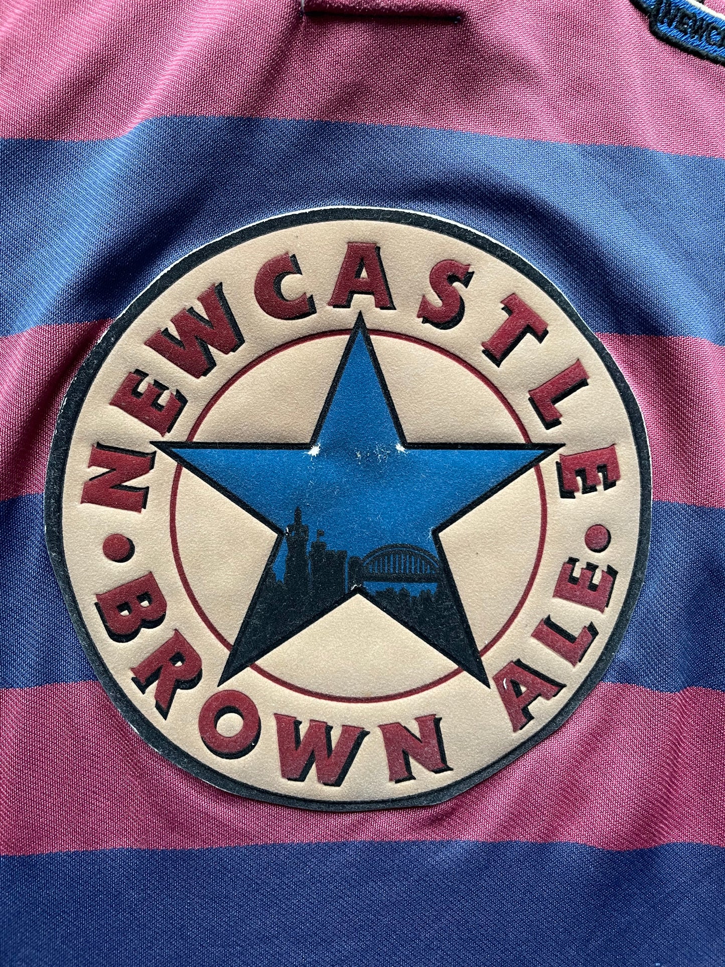 Newcastle Away Shirt 1995 -96 (fair) Adults Small , Score Draw