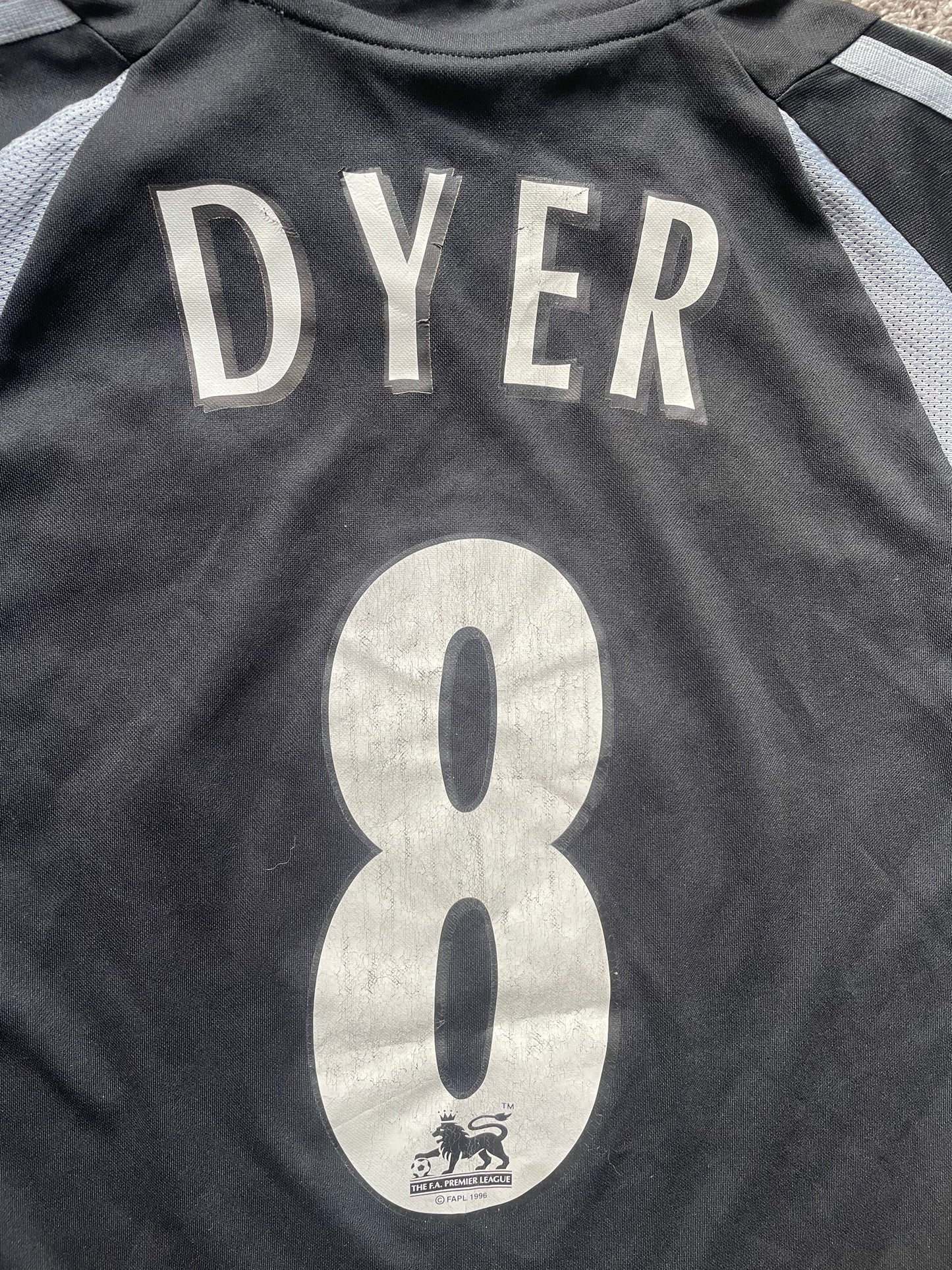 Newcastle Away Shirt 2003-04 DYER 8 (good) XS Adults / XL Youths 164