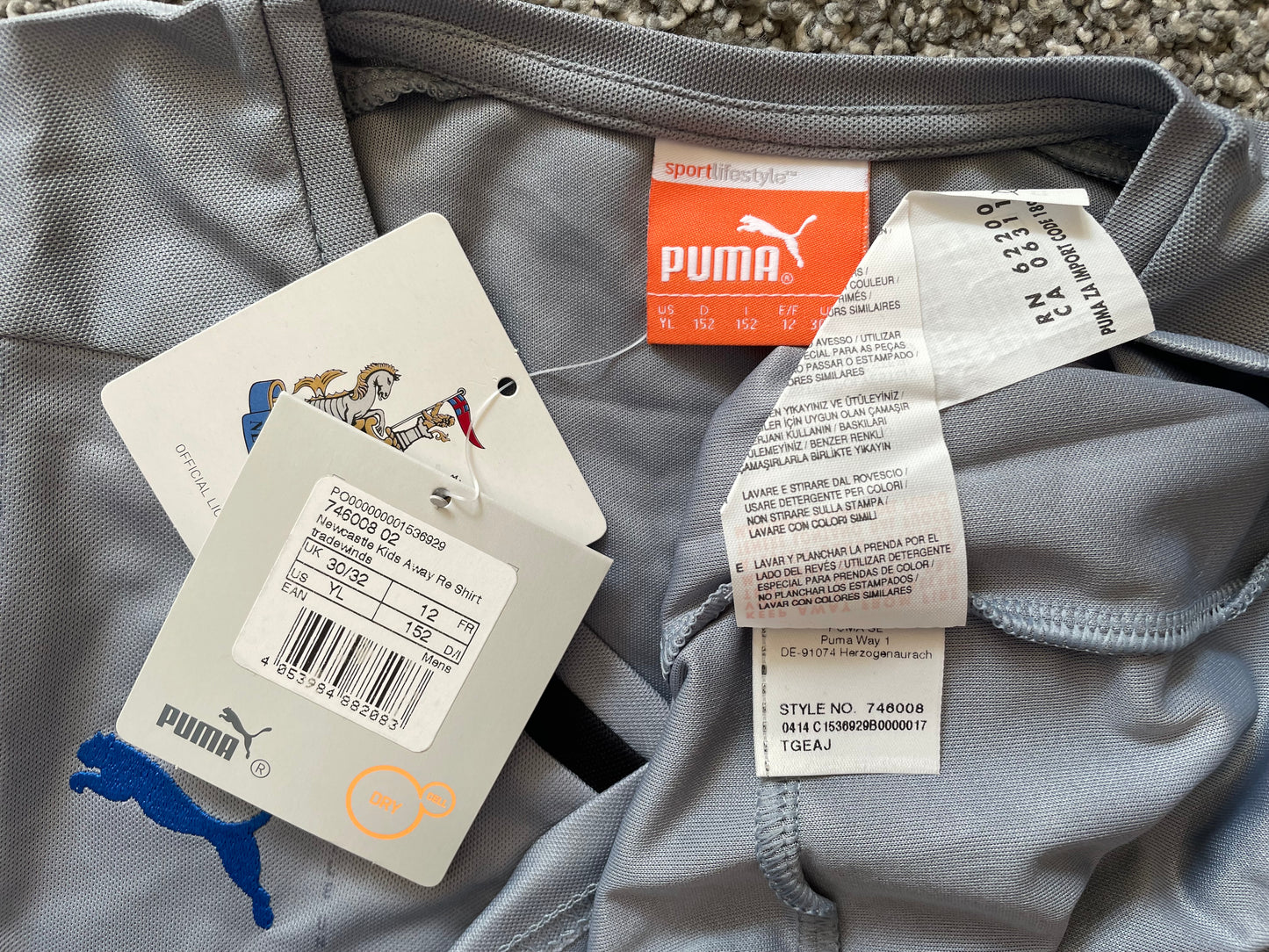 Newcastle Away Shirt 2014 -15 (very good BNWT) Adults XS / Youths see below