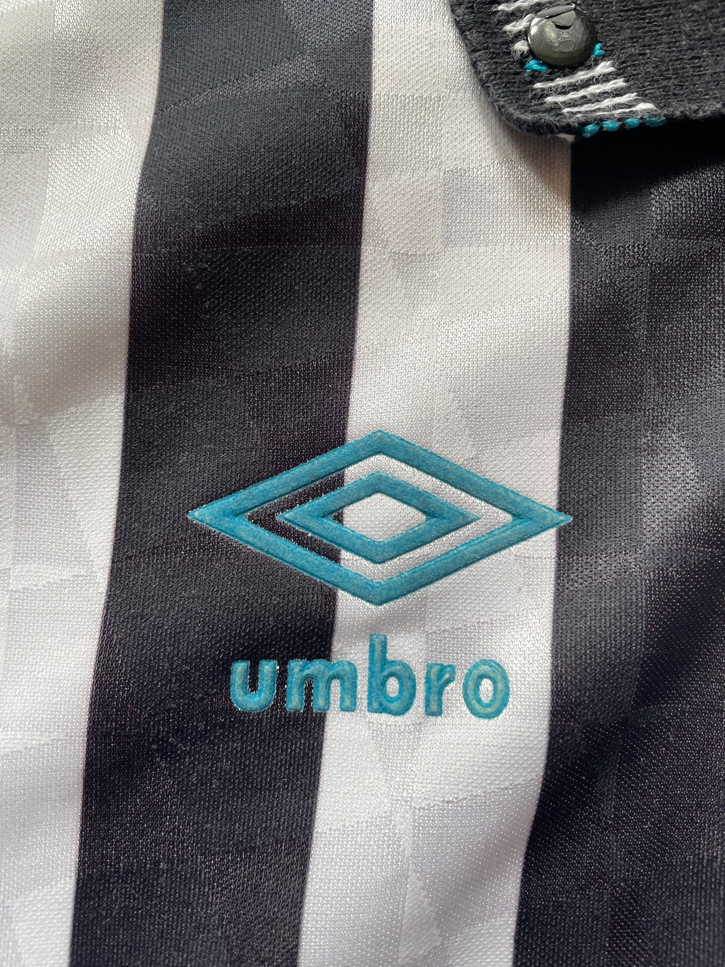 Newcastle 1990-93 Home Shirt Original (very good) Adults Small Umbro