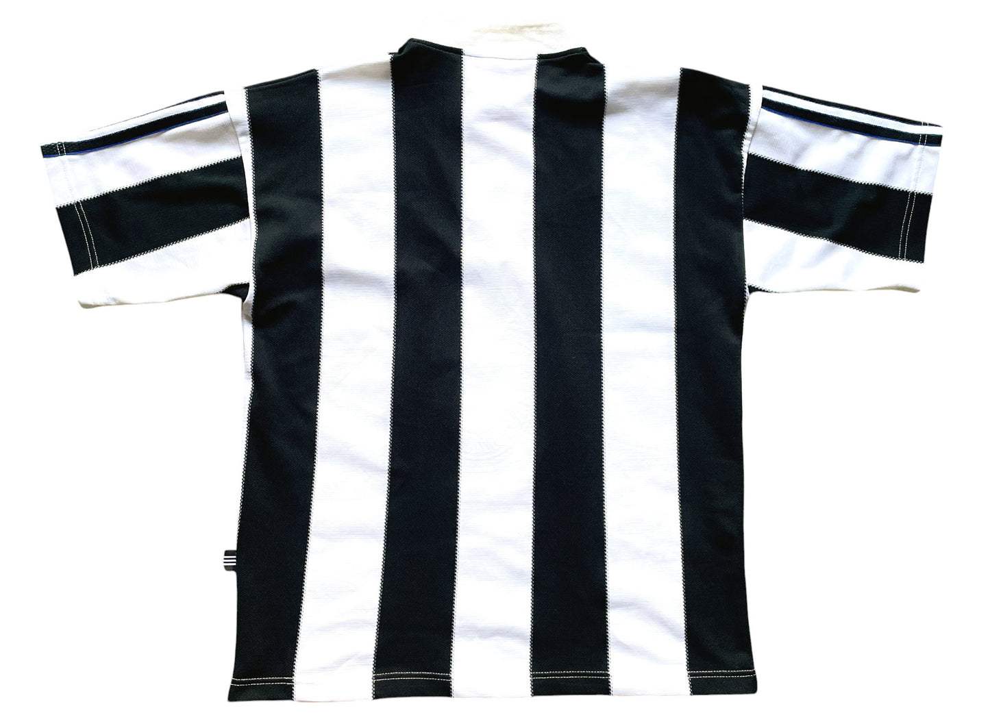 Newcastle Home Shirt 1995-97 Original (very good) Adults Small