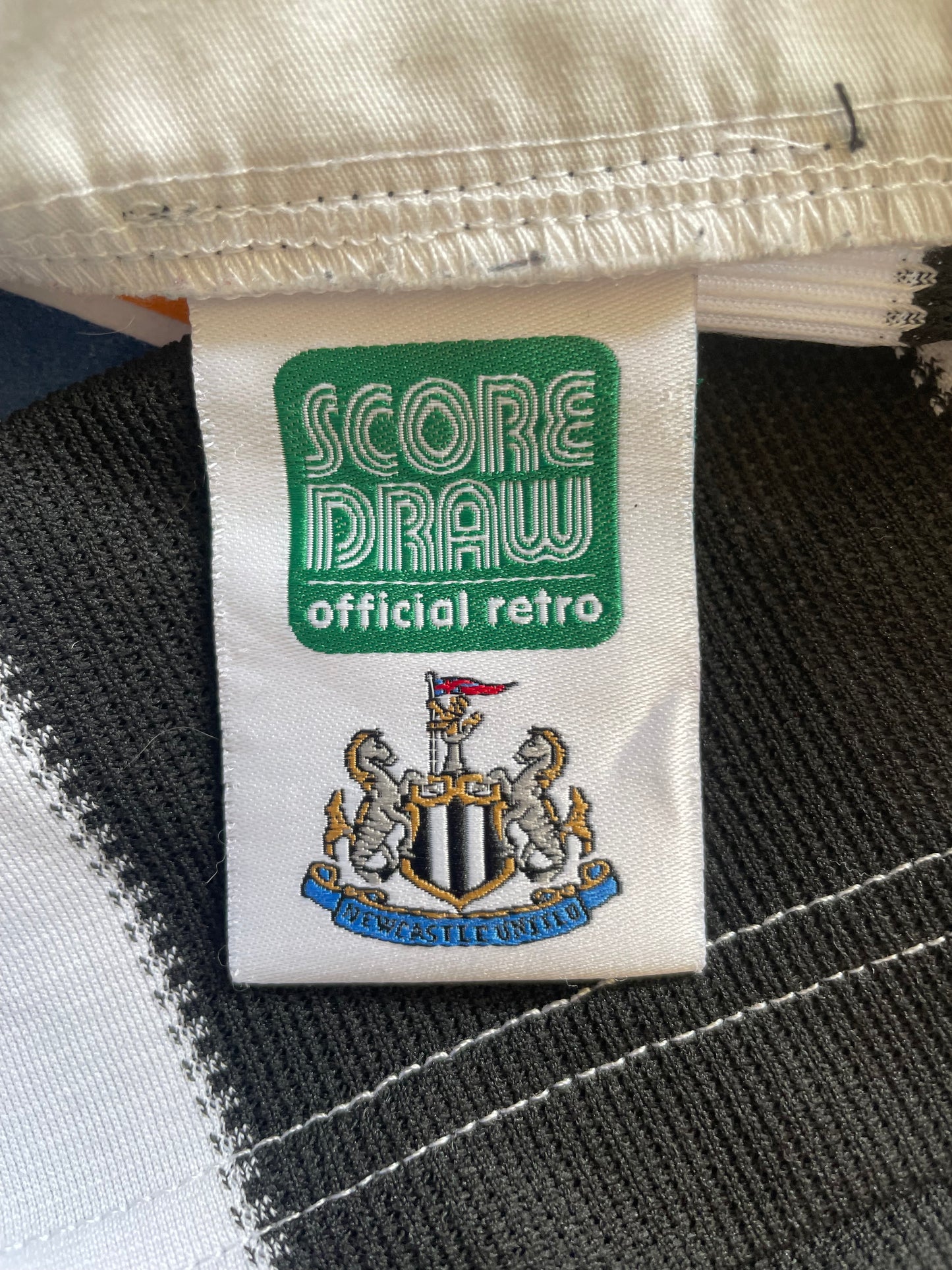 Newcastle Home Shirt 1995 -97 Score Draw (excellent) Adults XL