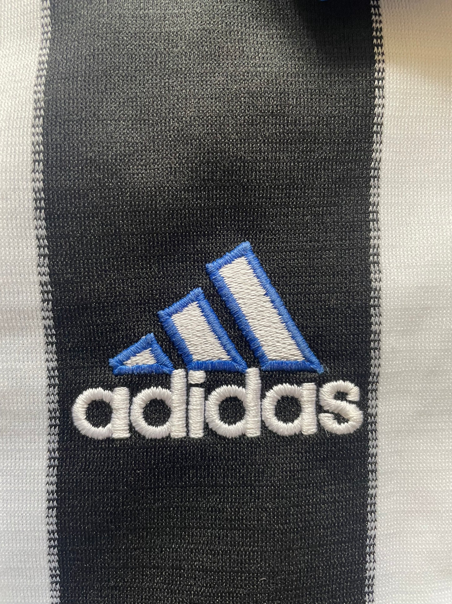 Newcastle Home Shirt 1999 -00 (good) Adults XL Adidas name on back