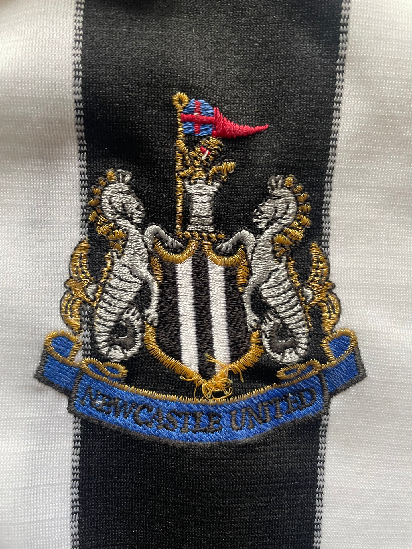 Newcastle Home Shirt 1999 -00 (good) Adults XL Adidas name on back