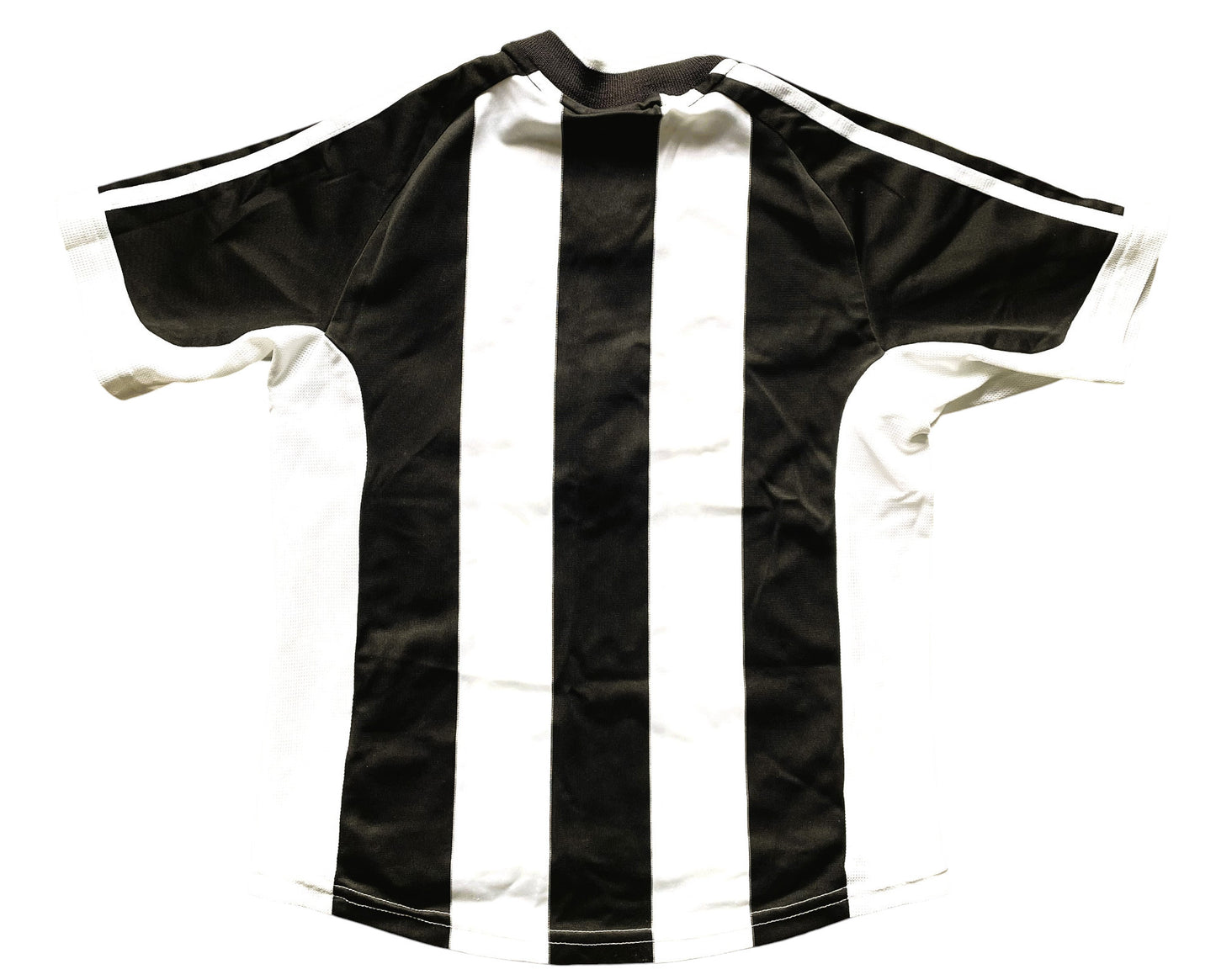 Newcastle Home Kit 2001 -03 (very good) Medium Boys 140 XXS no socks , Adidas