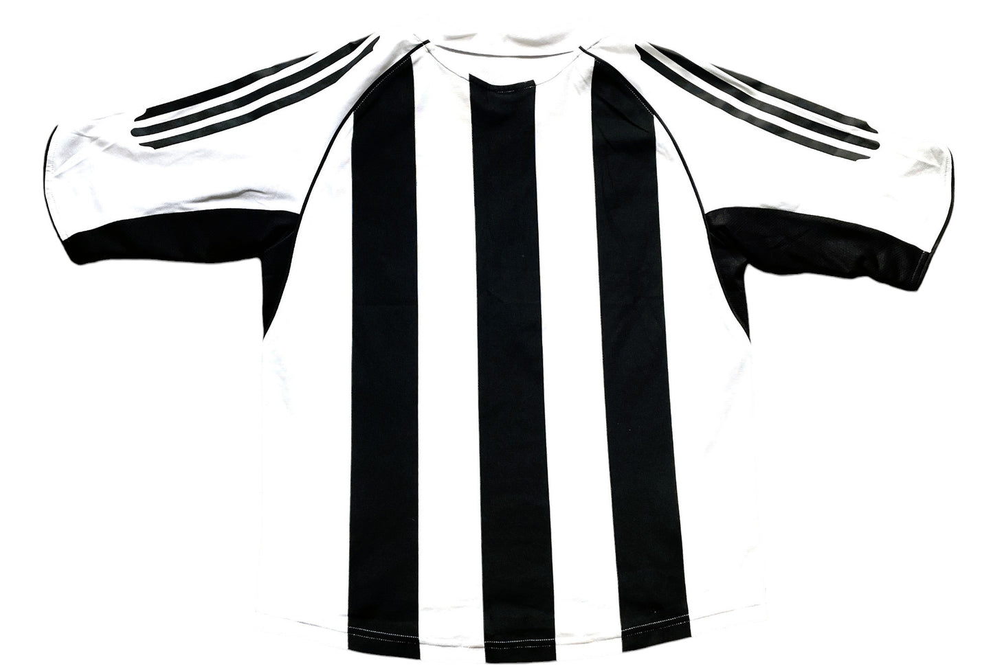 Newcastle Home Shirt 2005 -07 (very good) Adults XS / Youths see below