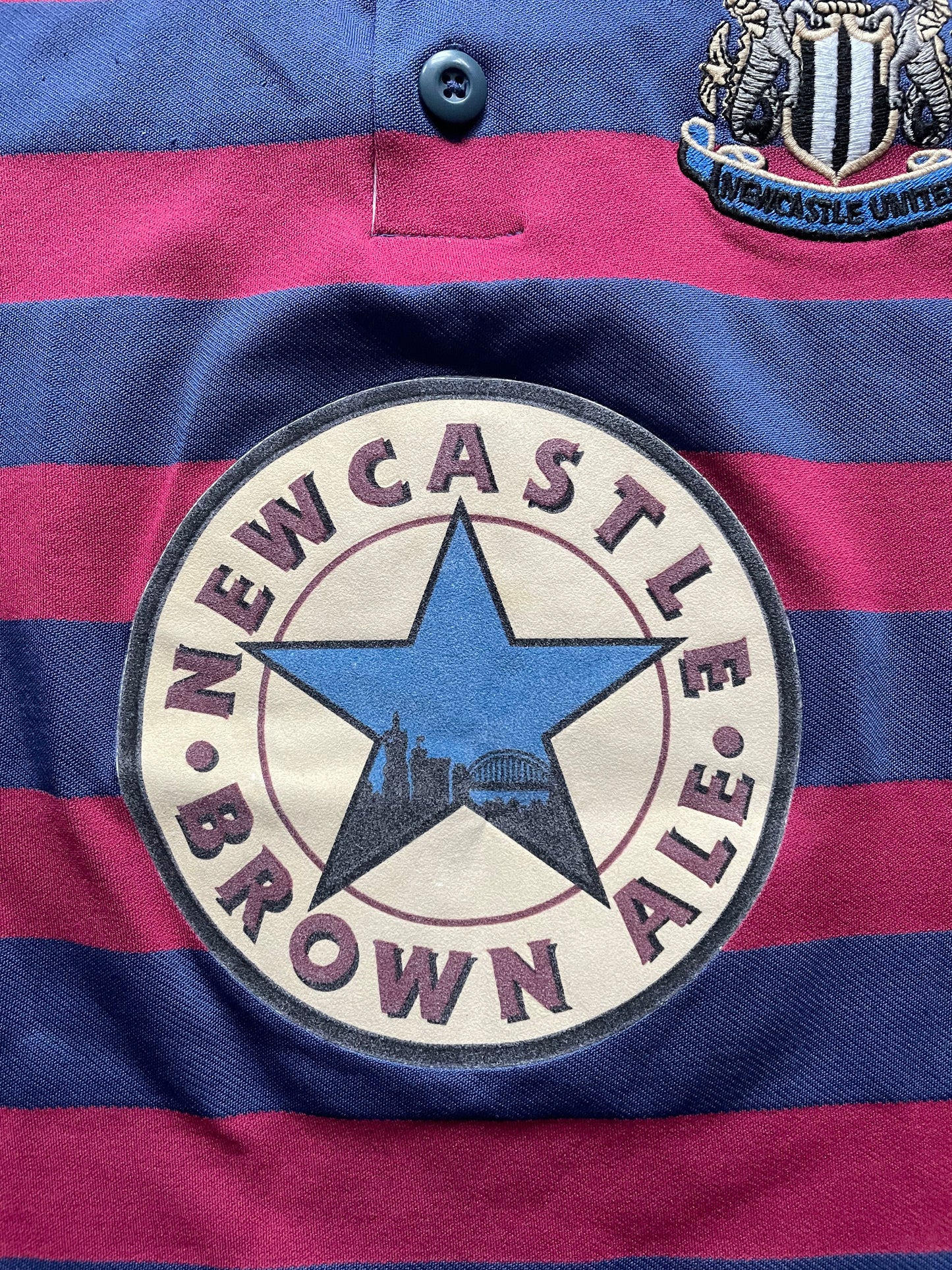 Newcastle Away Shirt 1995 (excellent) Adults Medium Score Draw