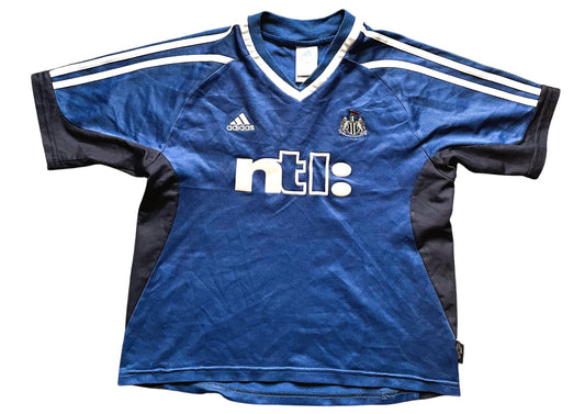 Newcastle Away Shirt 2001 -02 (fair) Large Boys 152 , Adidas