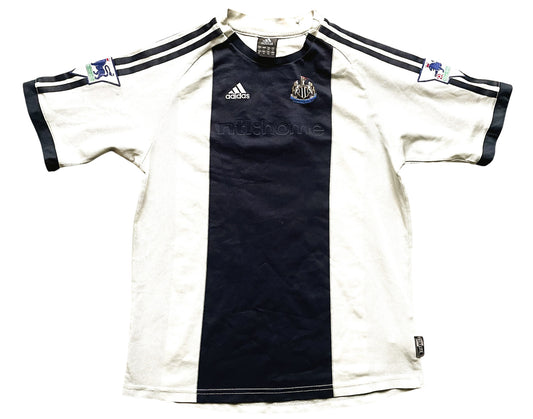 Newcastle Away Shirt 2002 -03 (fair) Youths / Adults XS 164 non-player name on back