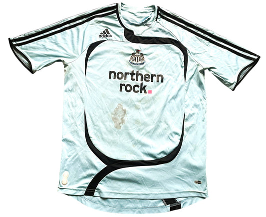 Newcastle Away Shirt 2007 -08 (fair) Adults Medium non-player name on reverse