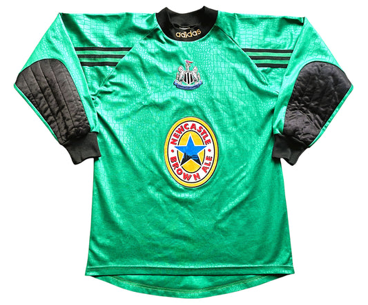 Newcastle Goalkeeper Shirt 1997 -98 (very good) Adults XS / Youths 164