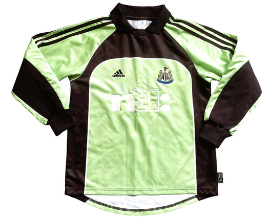 Newcastle Goalkeeper Shirt 2000/01 (very good) Large Boys 152 but fits Adults XSmall