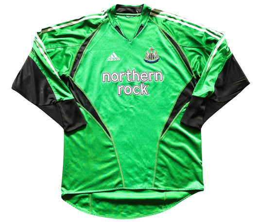 Newcastle Goalkeeper Shirt 2004 -05 (good) seems Adults Small tho tags cut
