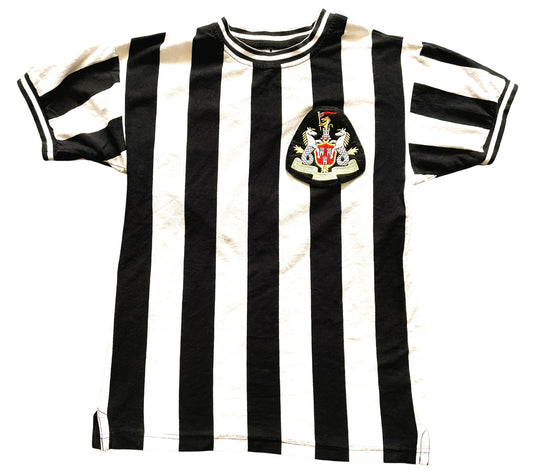 Newcastle Home Shirt 1970 -73 Score Draw (very good) Adults Small