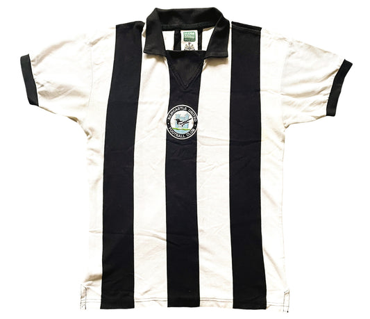 Newcastle Home Shirt 1976 -80 (fair) Adults Small Score Draw official retro