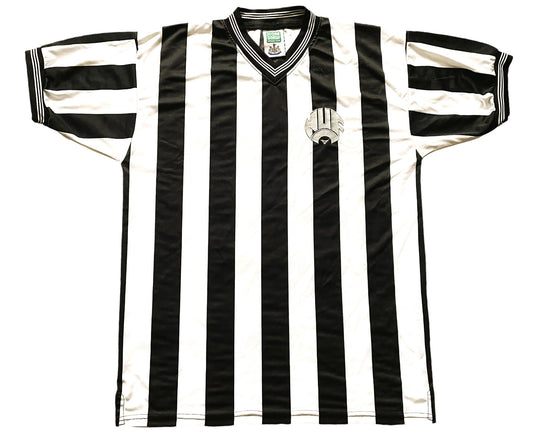 Newcastle Home Shirt 1983 -86 (good) Adults Large Score Draw