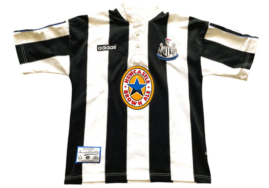 Newcastle Home Shirt 1995 -97 Adidas (excellent) Size on tag SS , adults xs / youths